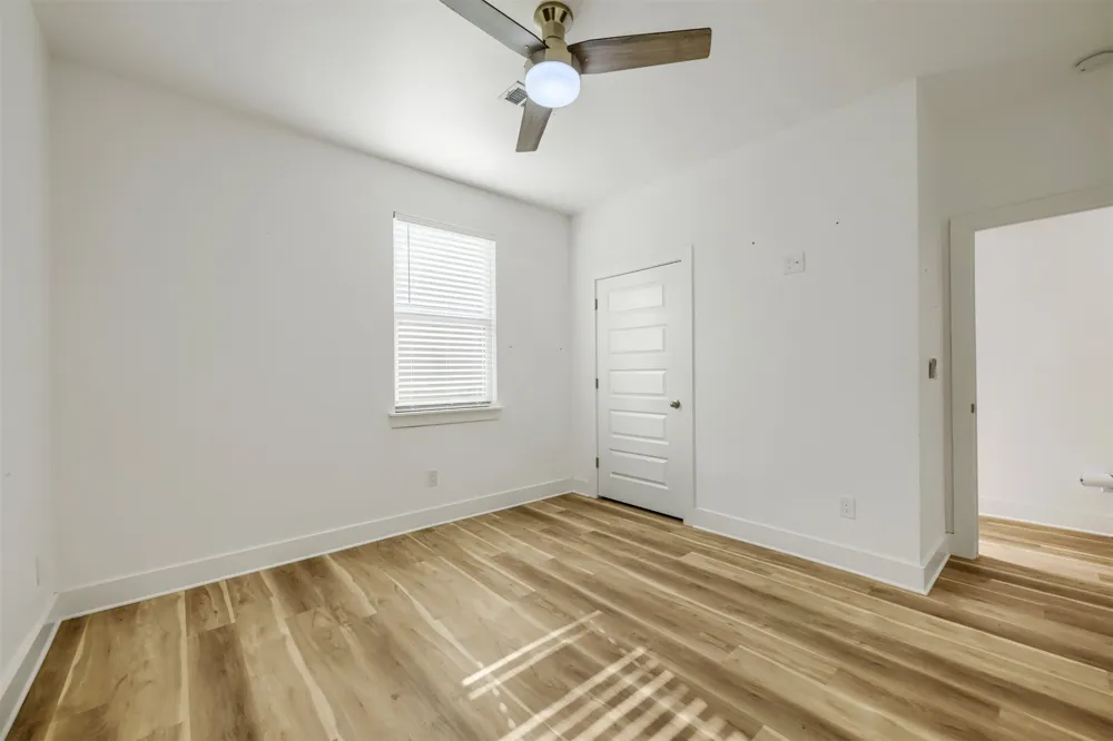 18800 Hogan Circle #107 Leander, TX 78645