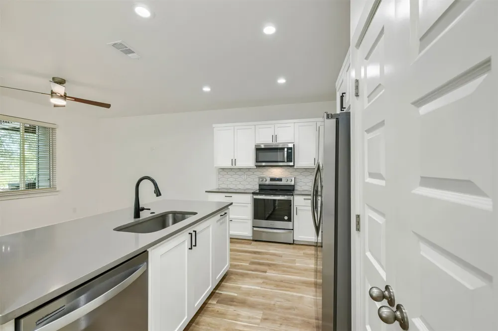 18800 Hogan Circle #107 Leander, TX 78645