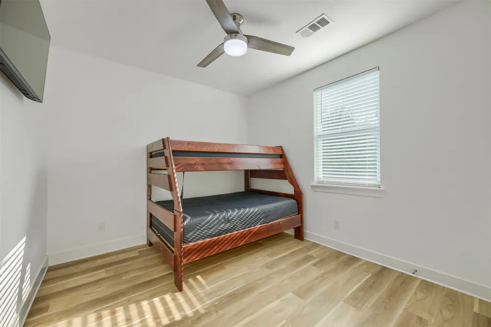 18800 Hogan Circle #107 Leander, TX 78645