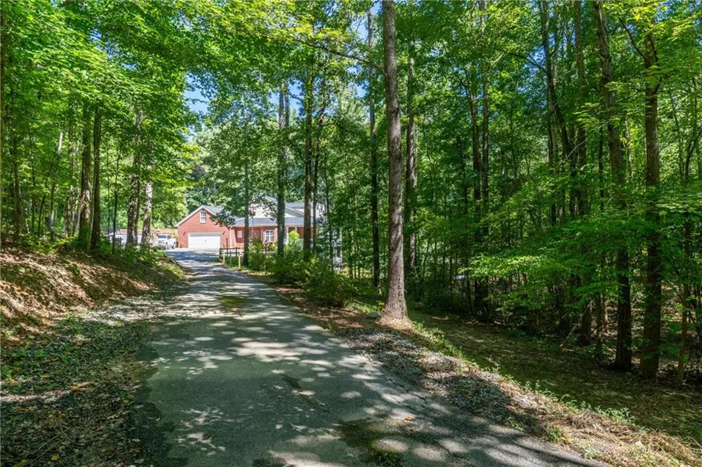 75 Black Forest Drive Dallas, GA 30132