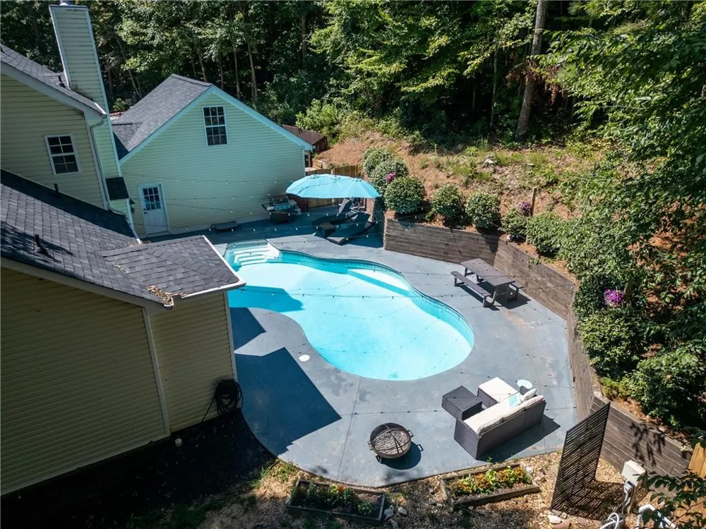 75 Black Forest Drive Dallas, GA 30132