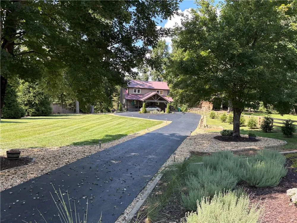 67 Riverwood Place Ellijay, GA 30536