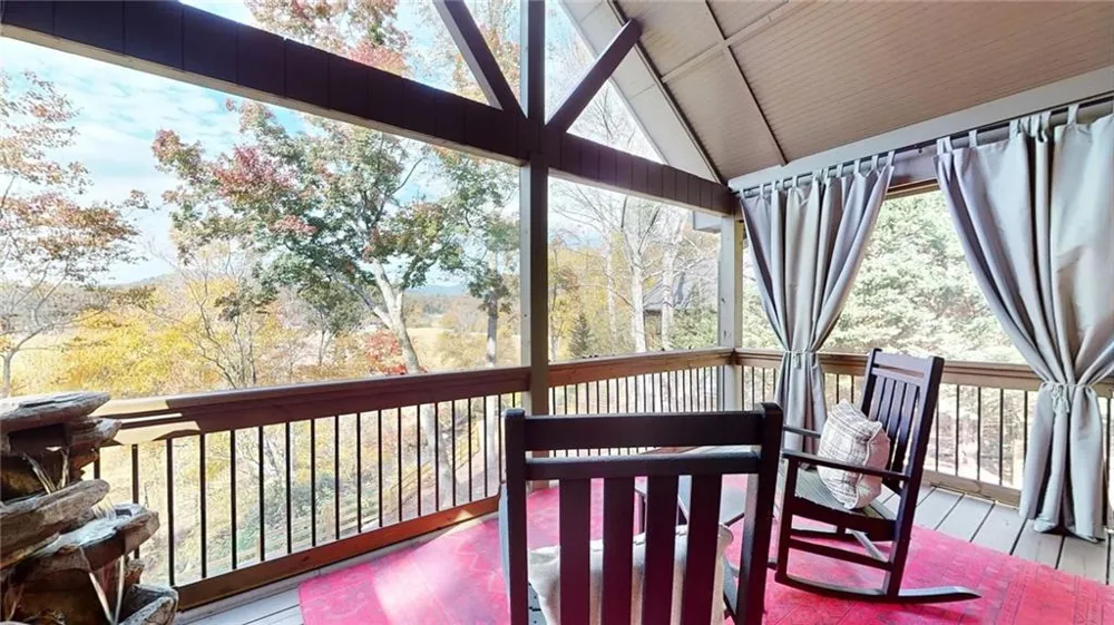 67 Riverwood Place Ellijay, GA 30536