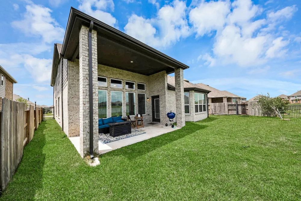 3 Avery Brook Court Manvel, TX 77578