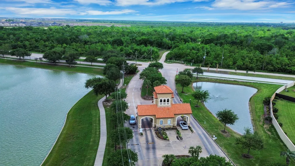 3 Avery Brook Court Manvel, TX 77578
