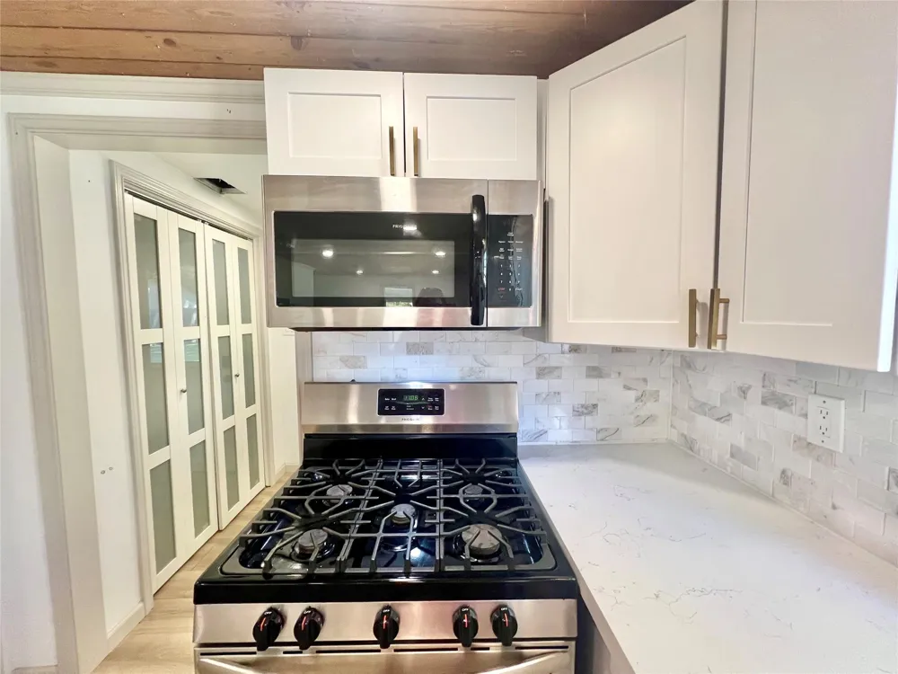 4410 Jackson Street Santa Fe, TX 77517