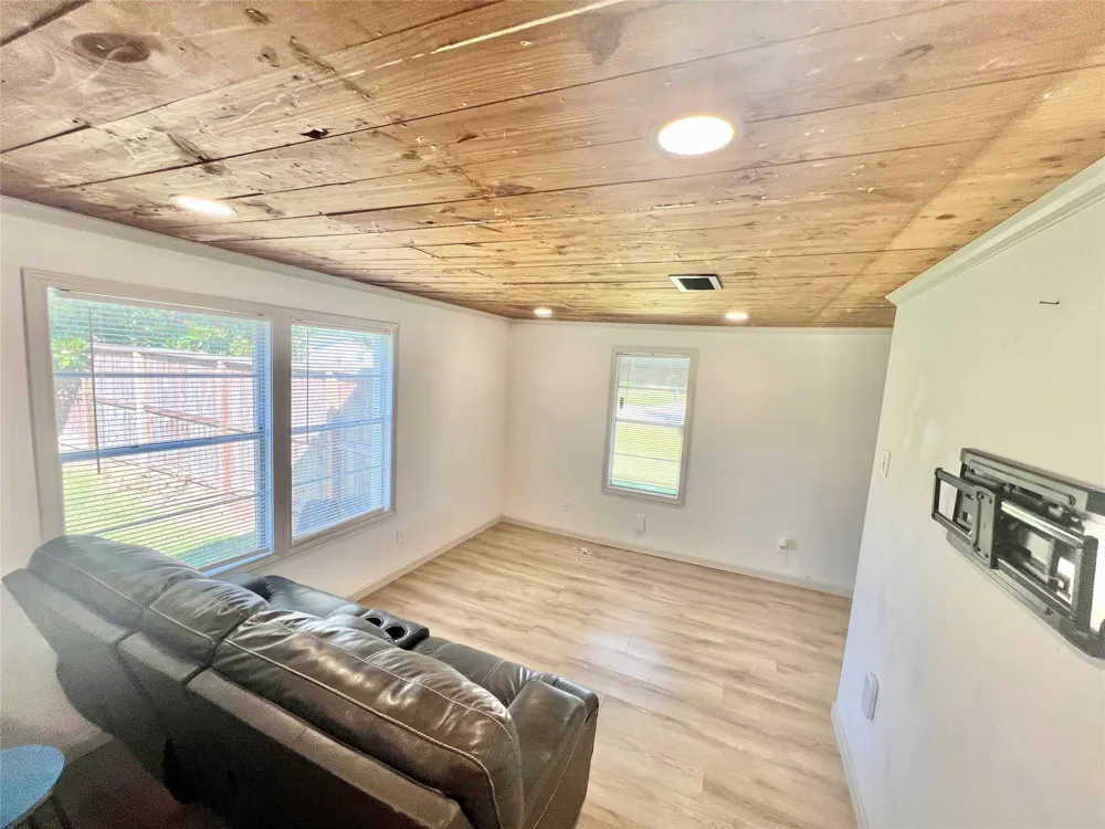 4410 Jackson Street Santa Fe, TX 77517