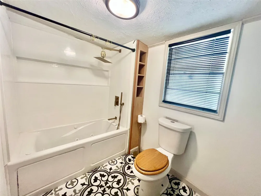 4410 Jackson Street Santa Fe, TX 77517