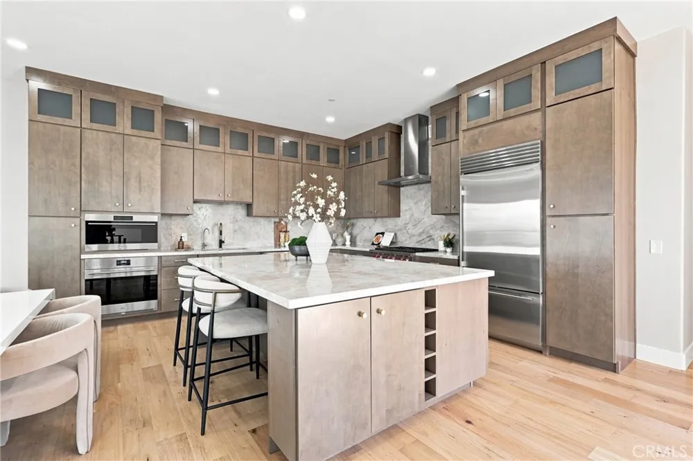 2103 S Ola Vista San Clemente, CA 92672