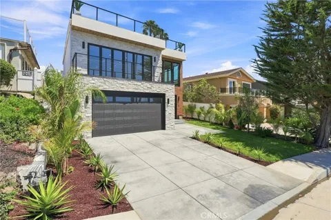 2103 Ola Vista