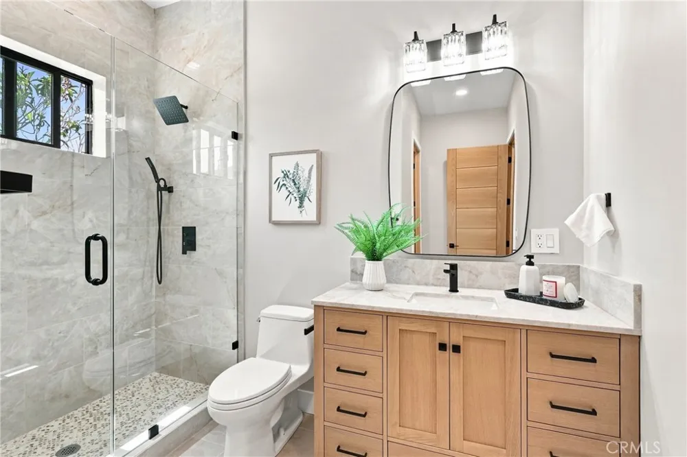 2103 S Ola Vista San Clemente, CA 92672