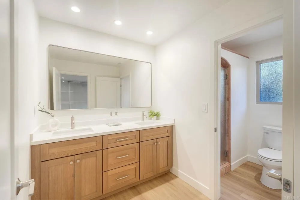 2185 Hawley Drive Vista, CA 92084