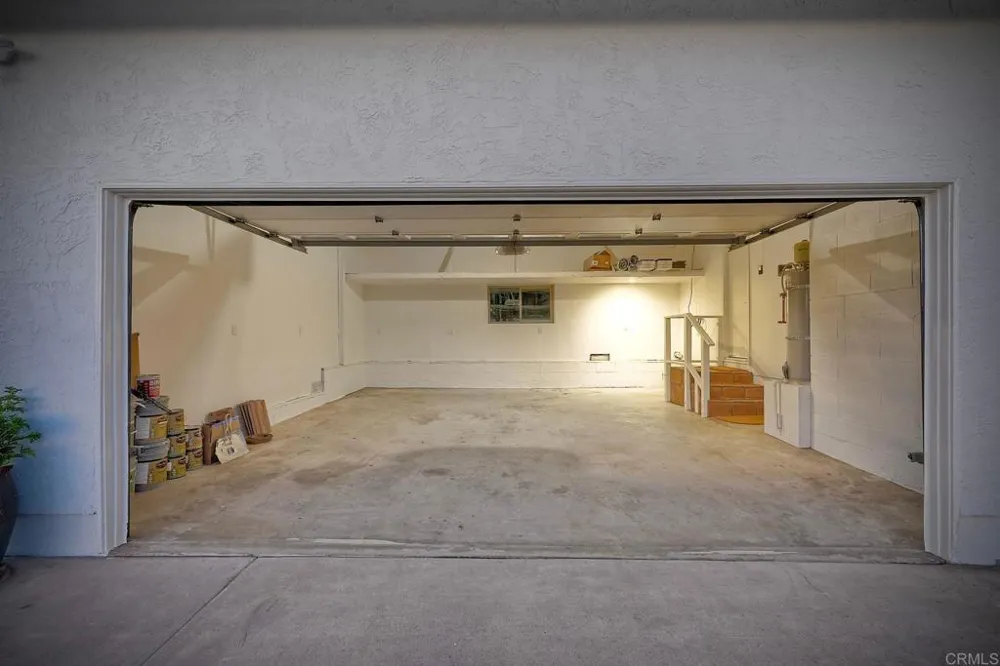 2185 Hawley Drive Vista, CA 92084