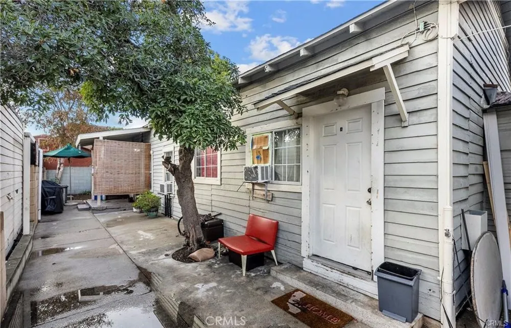 833 Pepper Way Glendale, CA 91205