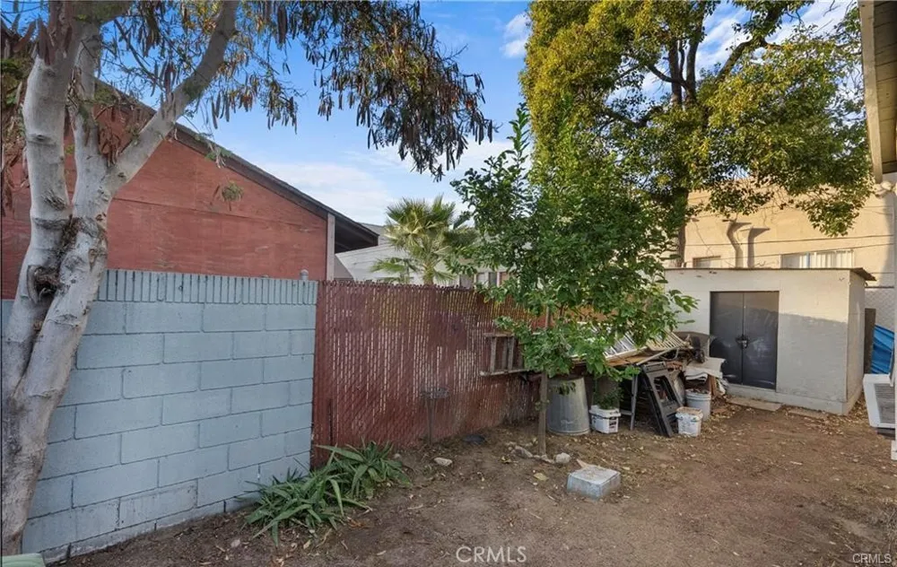 833 Pepper Way Glendale, CA 91205