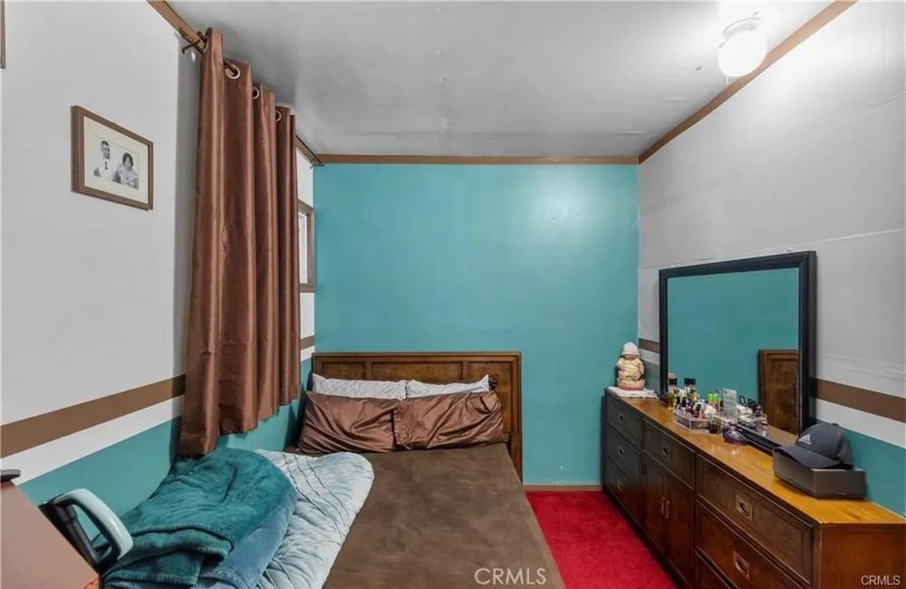 833 Pepper Way Glendale, CA 91205