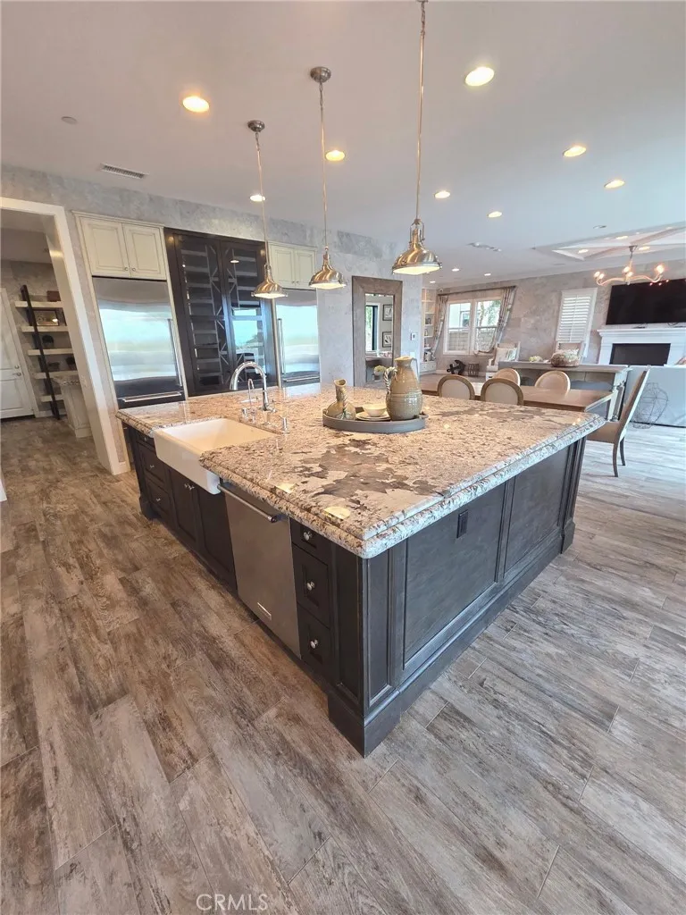 21 Sorrel Lake Forest, CA 92630