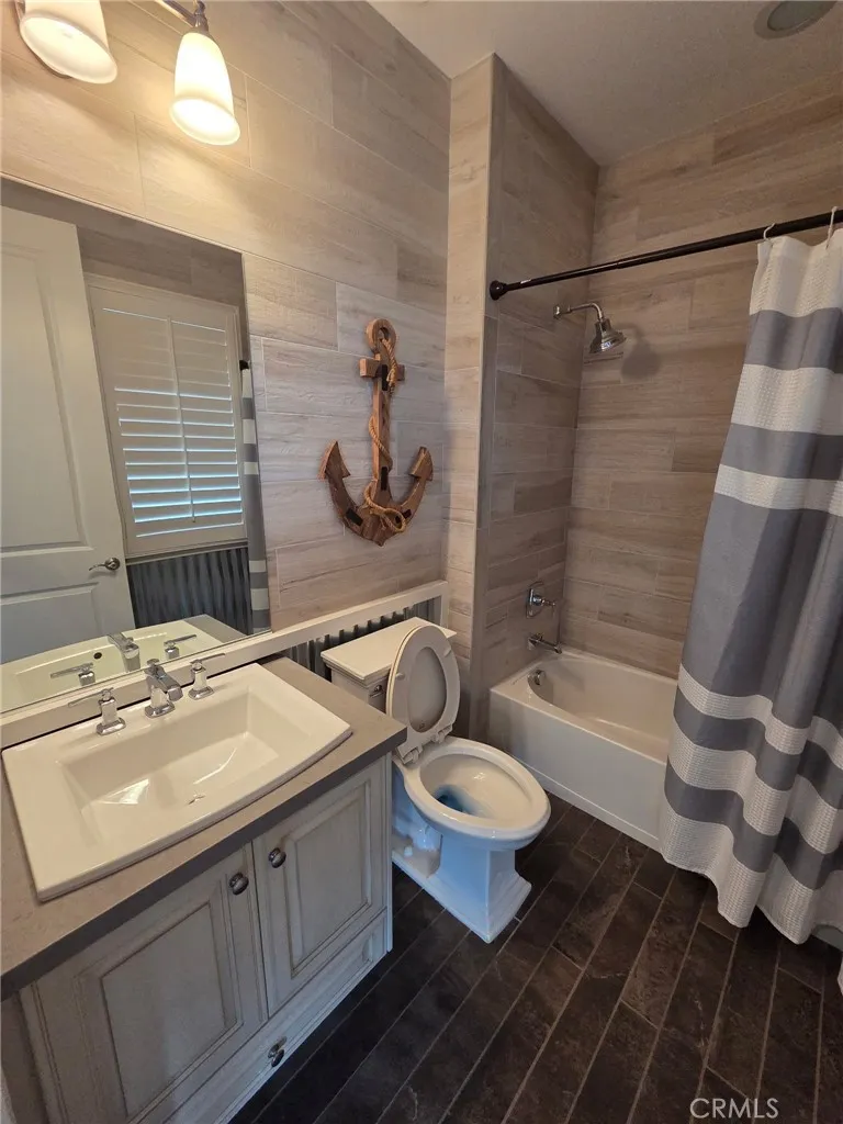 21 Sorrel Lake Forest, CA 92630