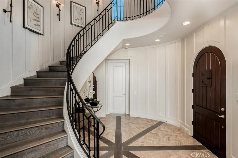 21 Sorrel Lake Forest, CA 92630