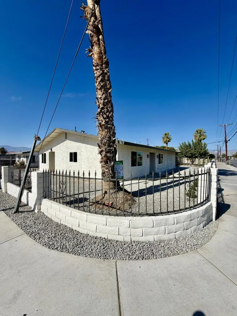 52119 Calle Avila #B Coachella, CA 92236