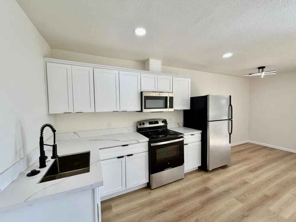 52119 Calle Avila #B Coachella, CA 92236