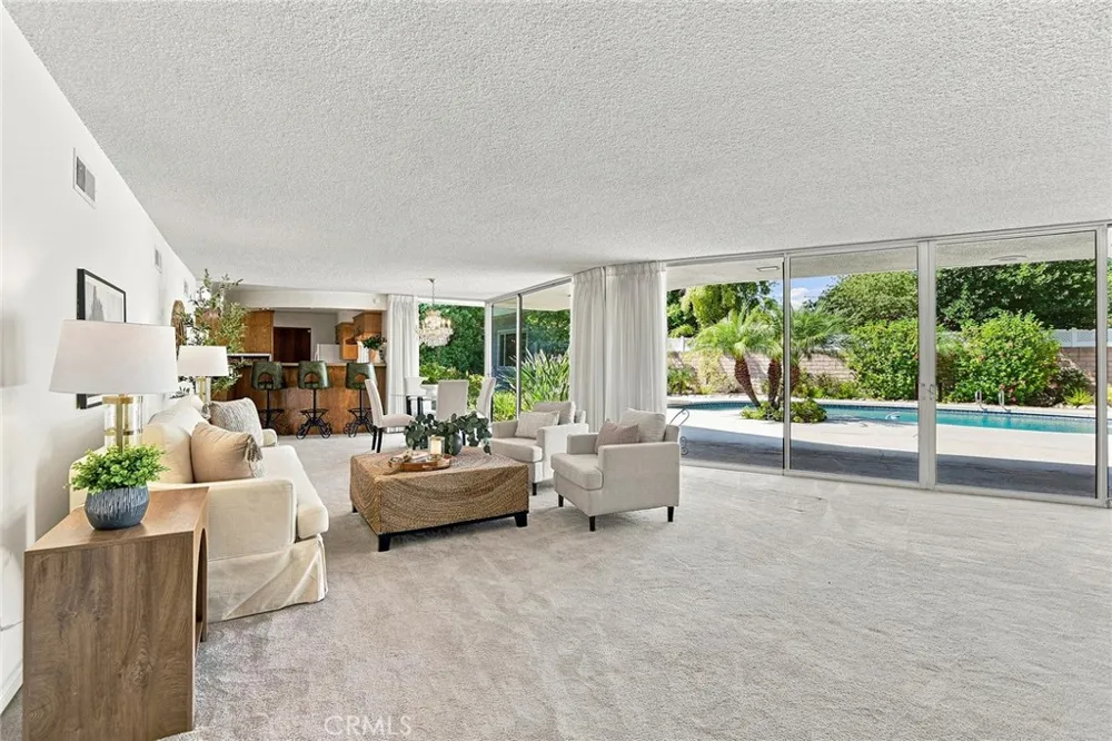 17735 Fullerfarm Northridge, CA 91325
