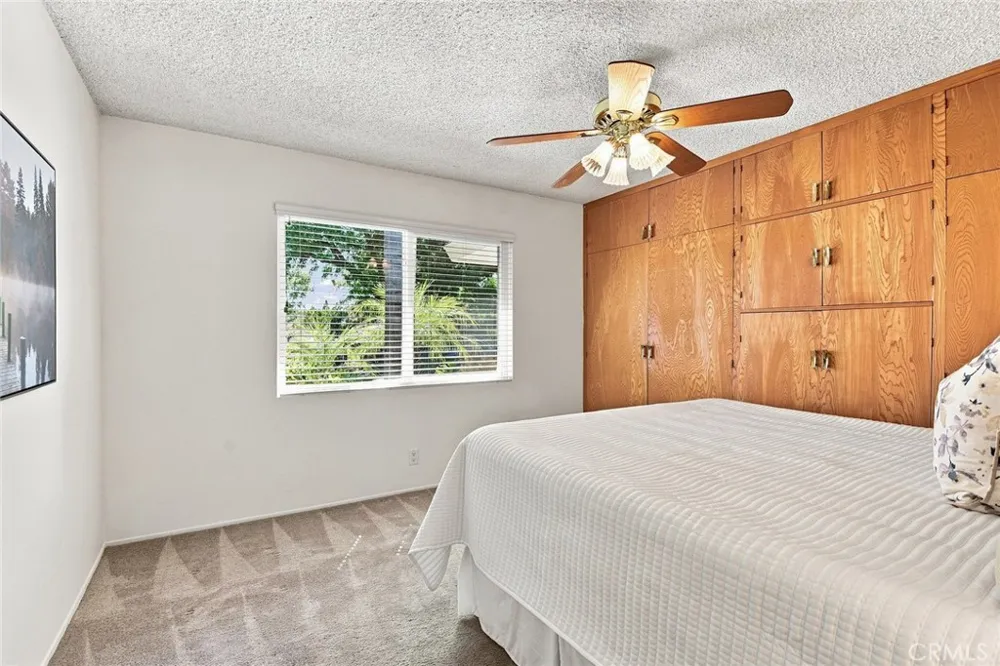 17735 Fullerfarm Northridge, CA 91325
