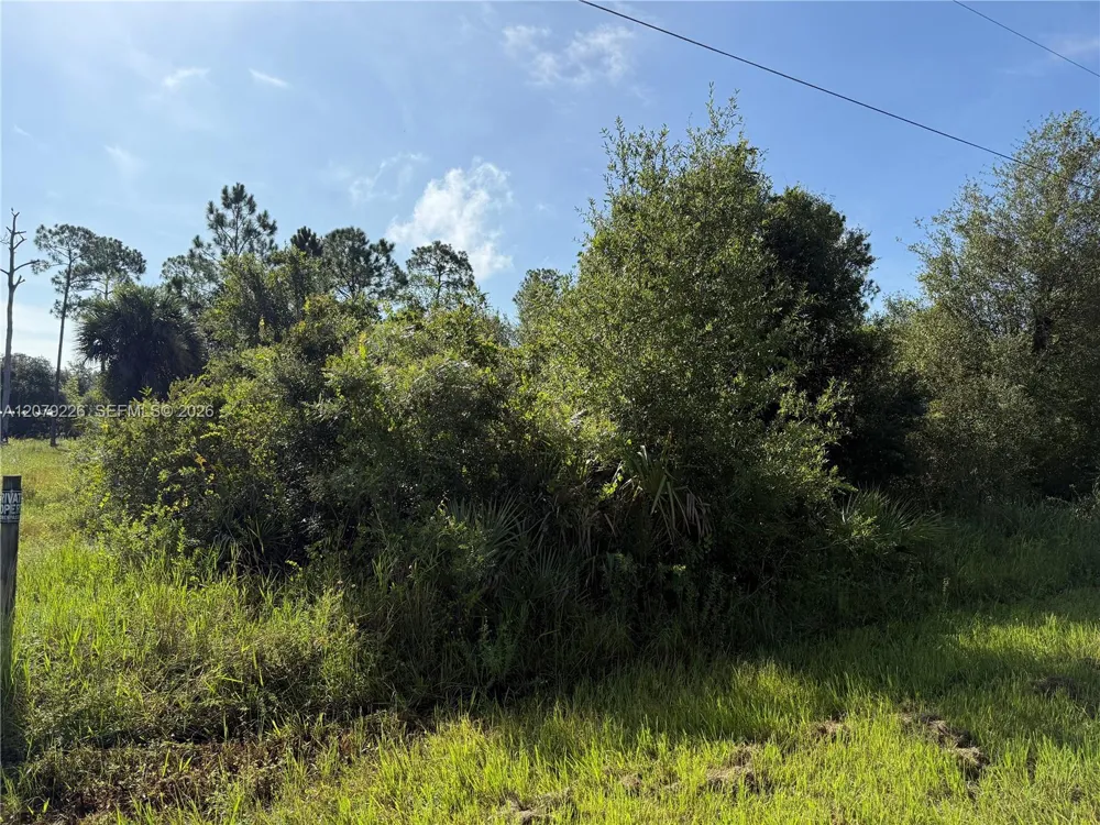 145 S UTOPIA ST Clewiston, FL 33440