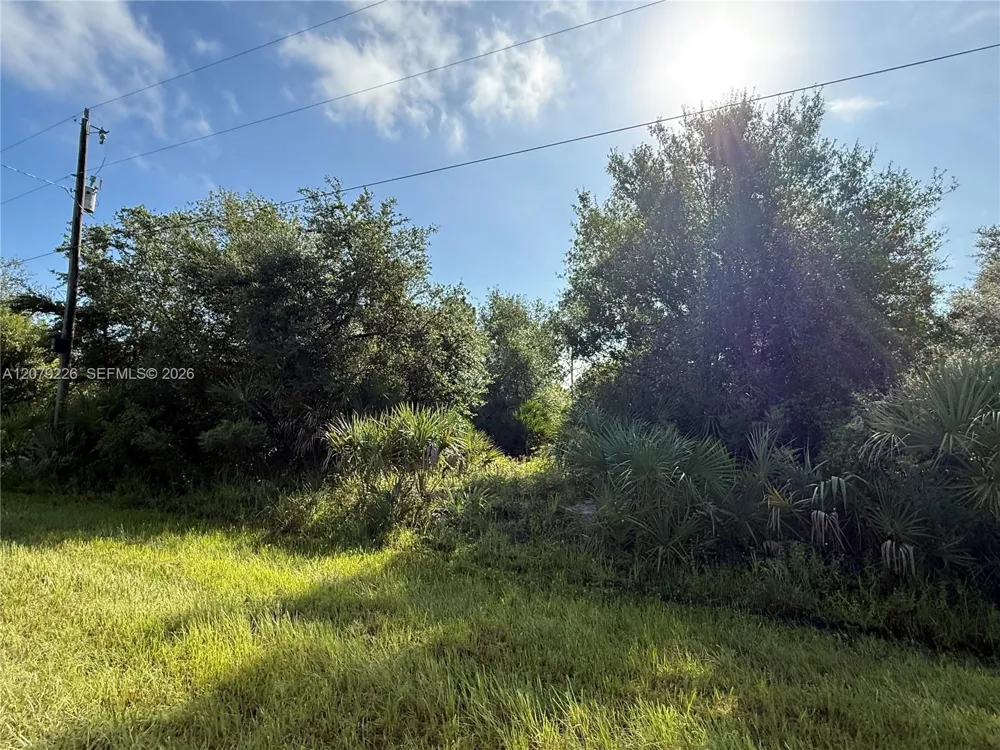 145 S UTOPIA ST Clewiston, FL 33440