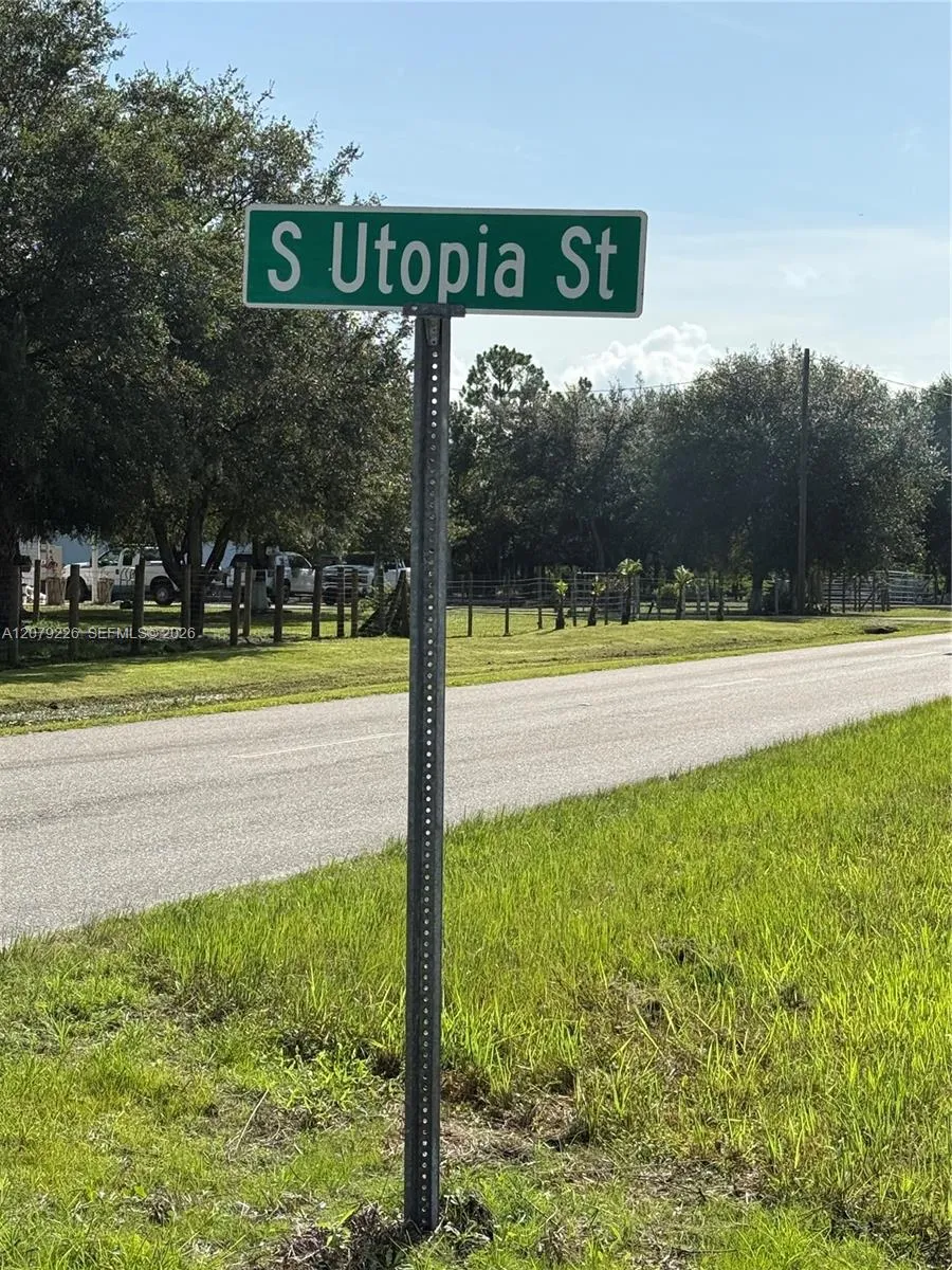 145 S UTOPIA ST Clewiston, FL 33440