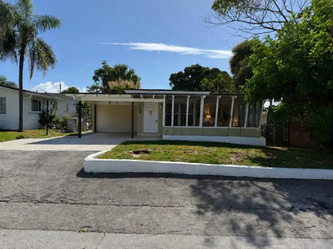 108 SE 10th Avenue #Front