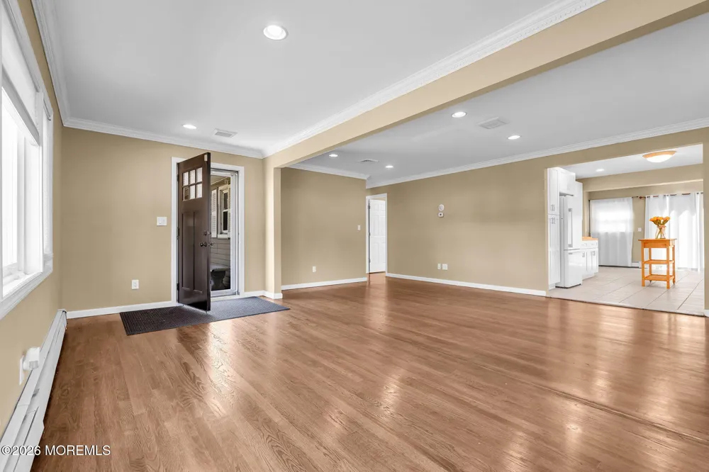 13 Sanford Street Manalapan, NJ 07726