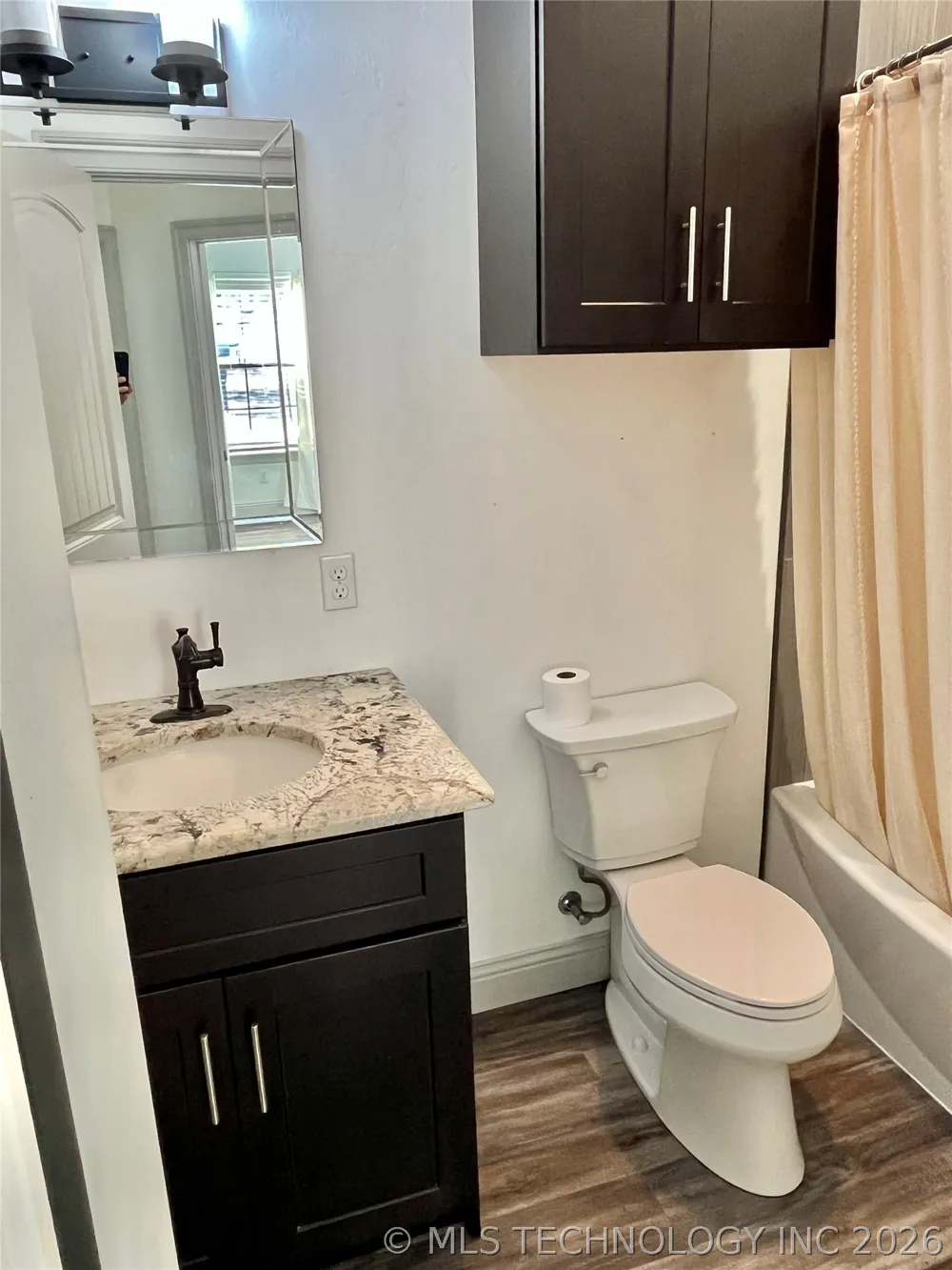 209 9 AVENUE Madill, OK 73446