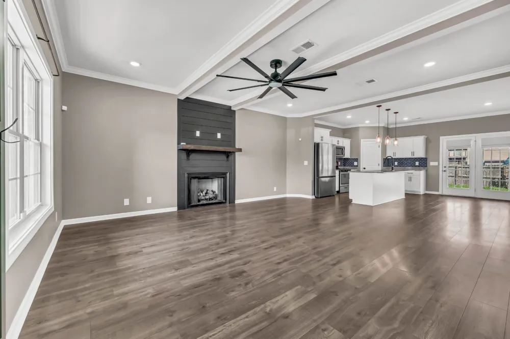 1483 Kingbird Dr Clarksville, TN 37040