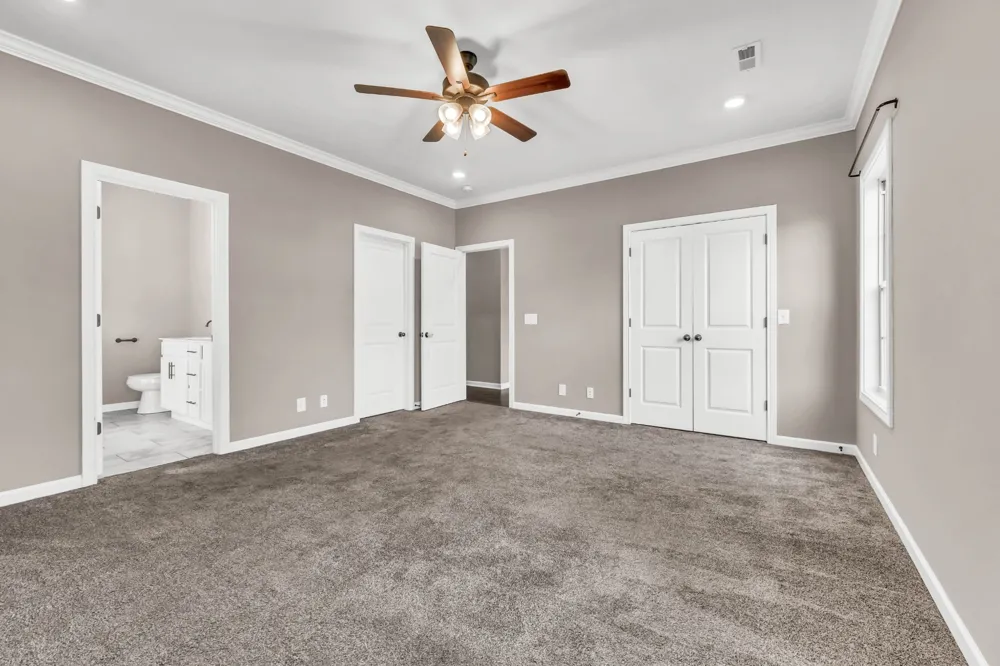 1483 Kingbird Dr Clarksville, TN 37040