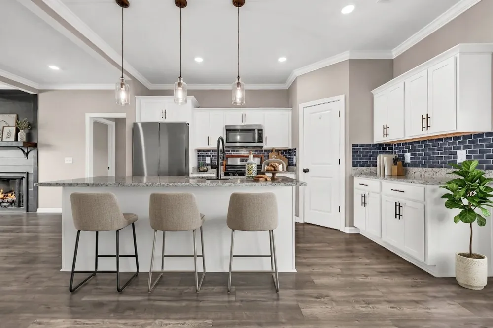 1483 Kingbird Dr Clarksville, TN 37040