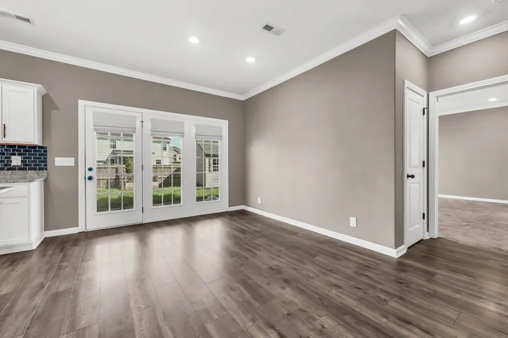 1483 Kingbird Dr Clarksville, TN 37040