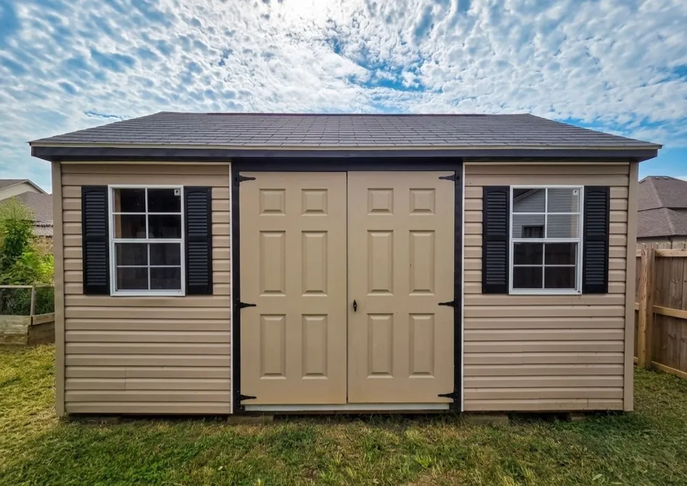 1483 Kingbird Dr Clarksville, TN 37040