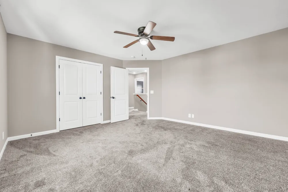 1483 Kingbird Dr Clarksville, TN 37040