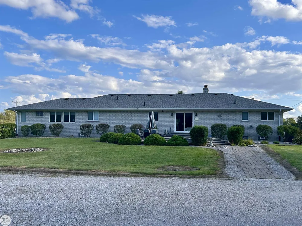 19505 32 Mile Road Armada Township, MI 48005