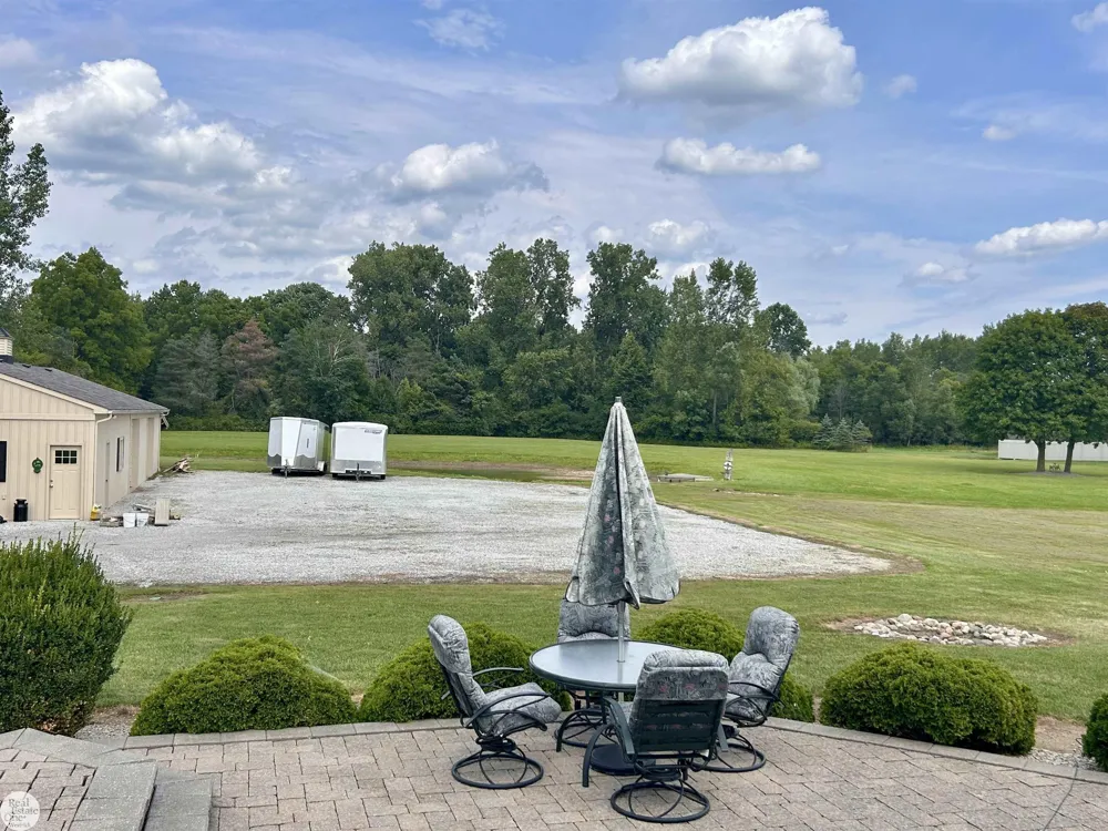 19505 32 Mile Road Armada Township, MI 48005