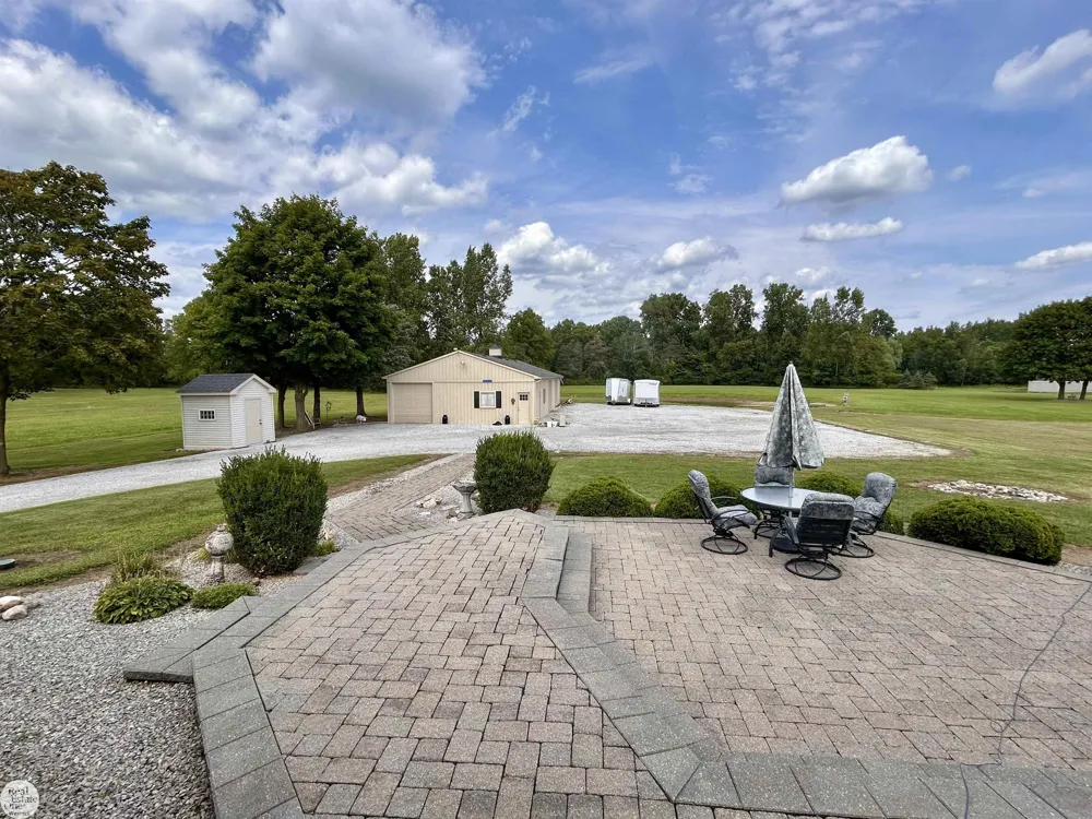 19505 32 Mile Road Armada Township, MI 48005