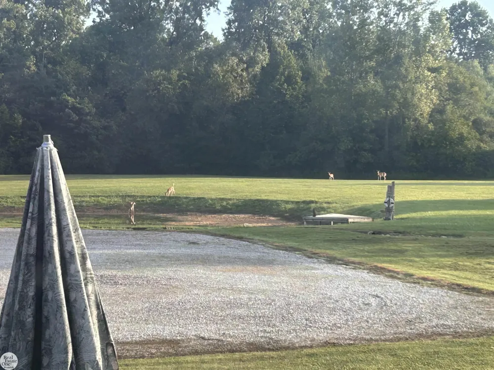 19505 32 Mile Road Armada Township, MI 48005