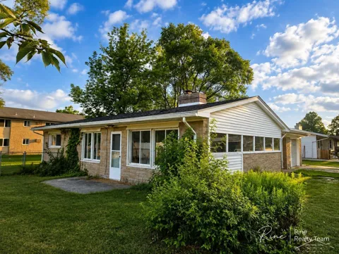 3472 Euclid Court