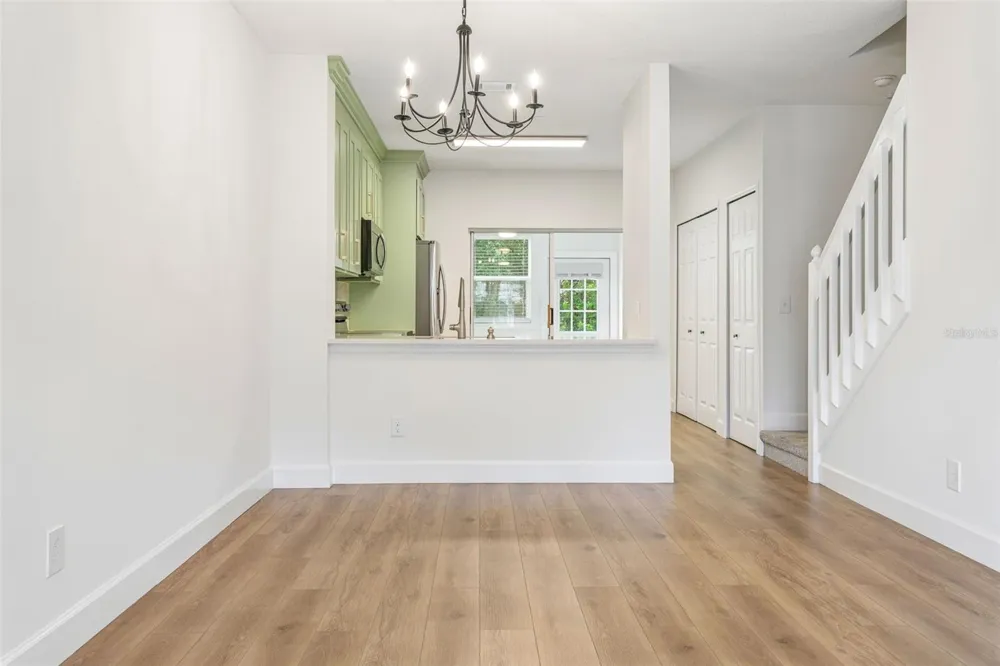 279 COUNTRYSIDE KEY BOULEVARD Oldsmar, FL 34677