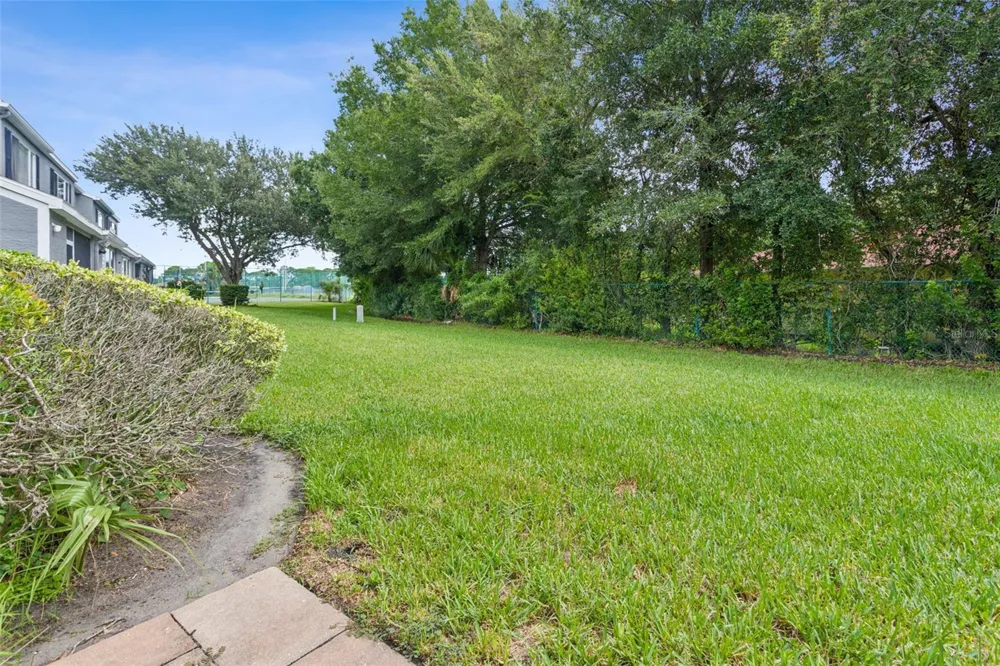 279 COUNTRYSIDE KEY BOULEVARD Oldsmar, FL 34677