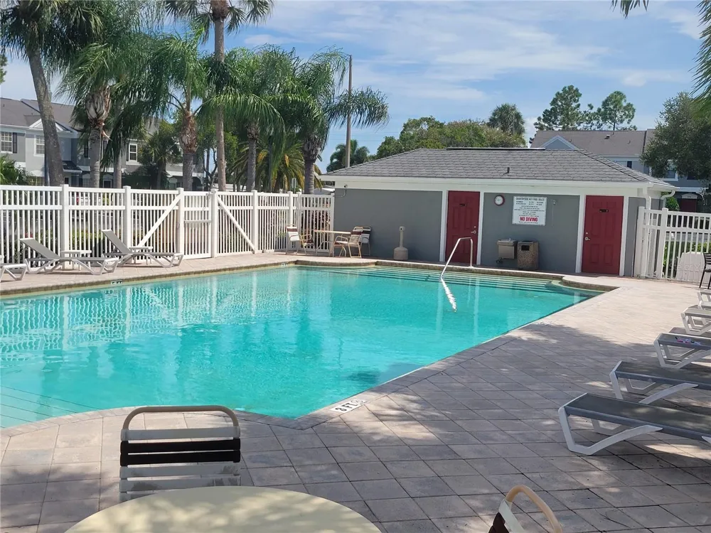 279 COUNTRYSIDE KEY BOULEVARD Oldsmar, FL 34677