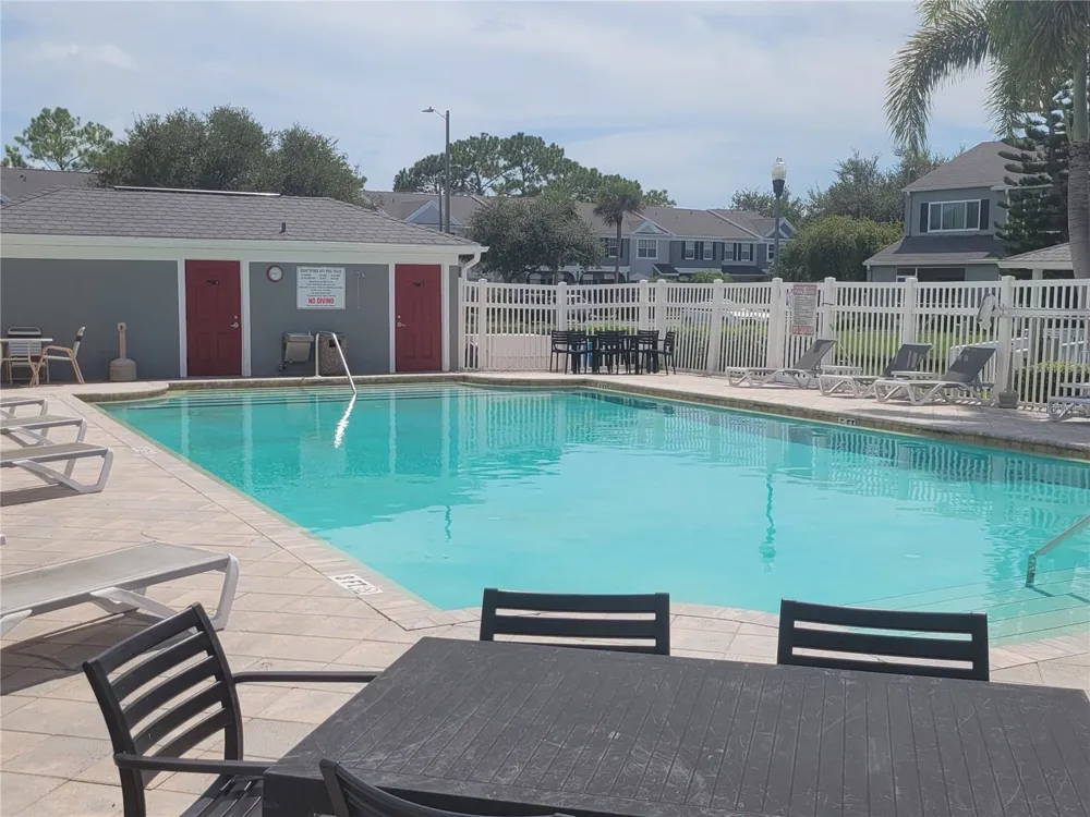 279 COUNTRYSIDE KEY BOULEVARD Oldsmar, FL 34677