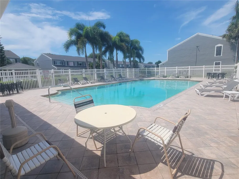 279 COUNTRYSIDE KEY BOULEVARD Oldsmar, FL 34677