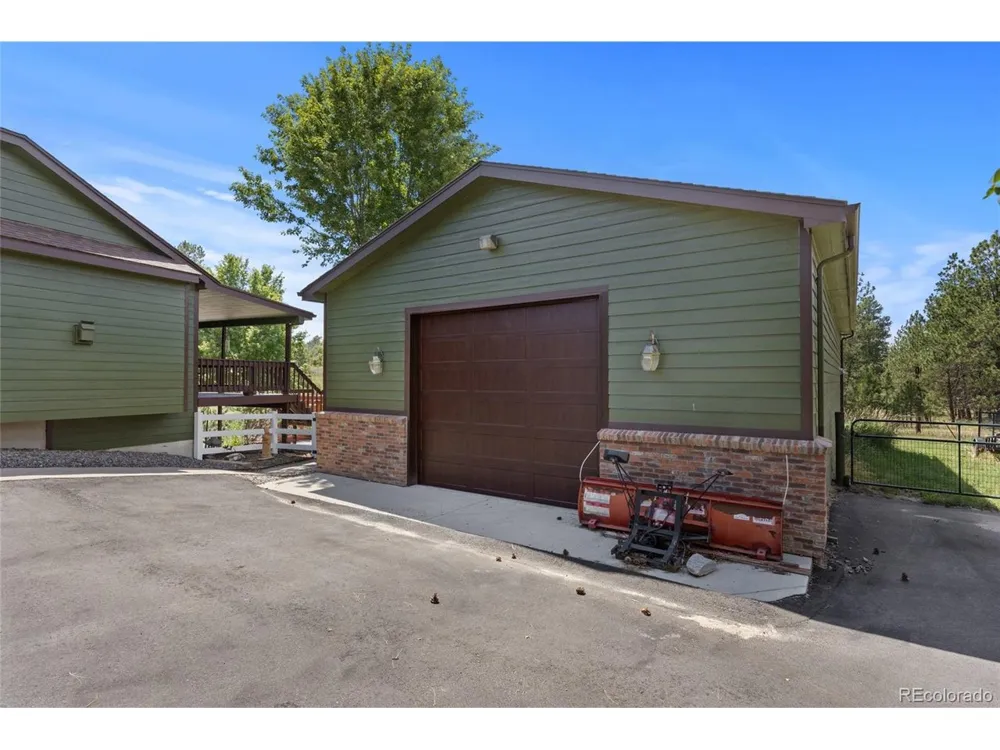 36736 View Ridge Drive Elizabeth, CO 80107